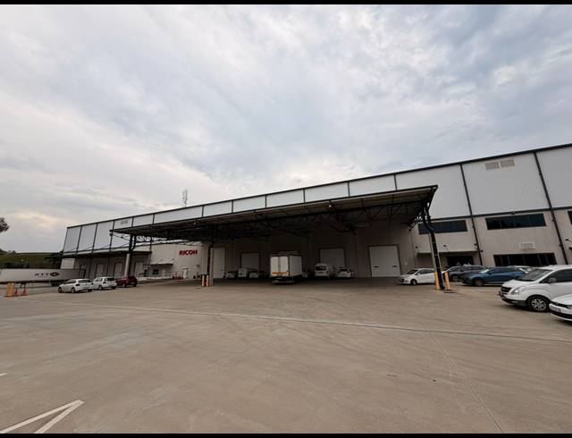 8,500M² WAREHOUSE TO LET IN LINBRO PARK